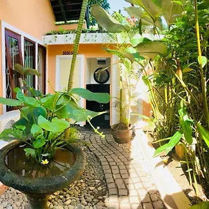 Giri's Jimbaran Villa