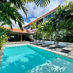 007 Surfhouse Bali Ungasan (Bali)